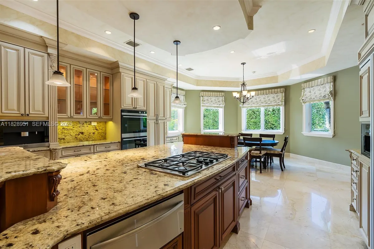 10851 SW 63rd Ave, Pinecrest FL 33156