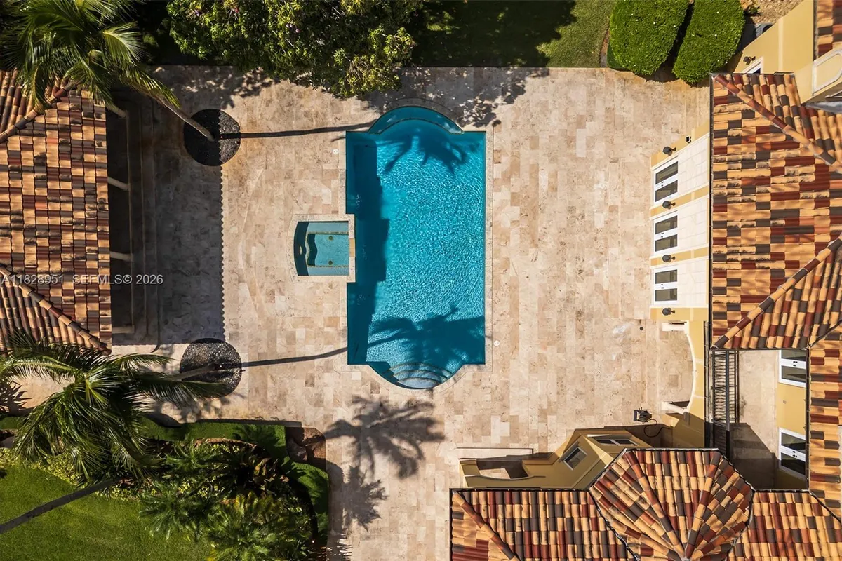 10851 SW 63rd Ave, Pinecrest FL 33156