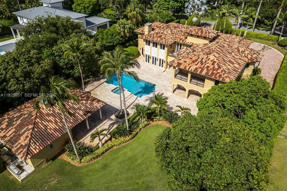 10851 SW 63rd Ave, Pinecrest FL 33156