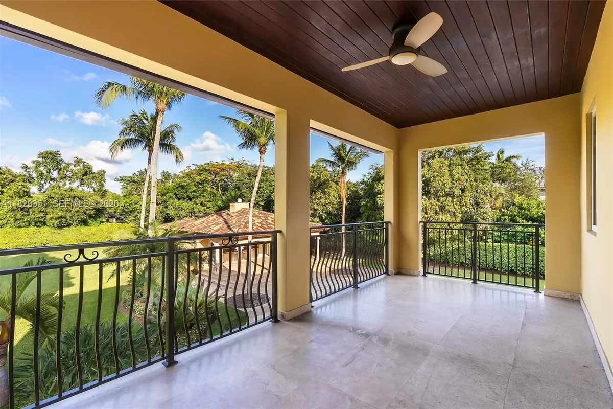 10851 SW 63rd Ave, Pinecrest FL 33156