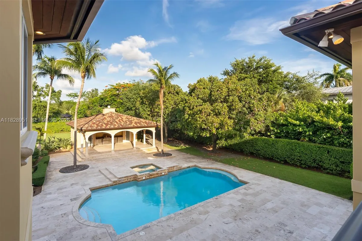 10851 SW 63rd Ave, Pinecrest FL 33156