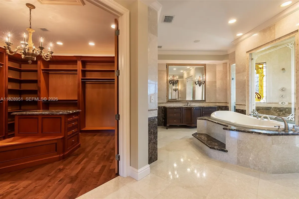 10851 SW 63rd Ave, Pinecrest FL 33156