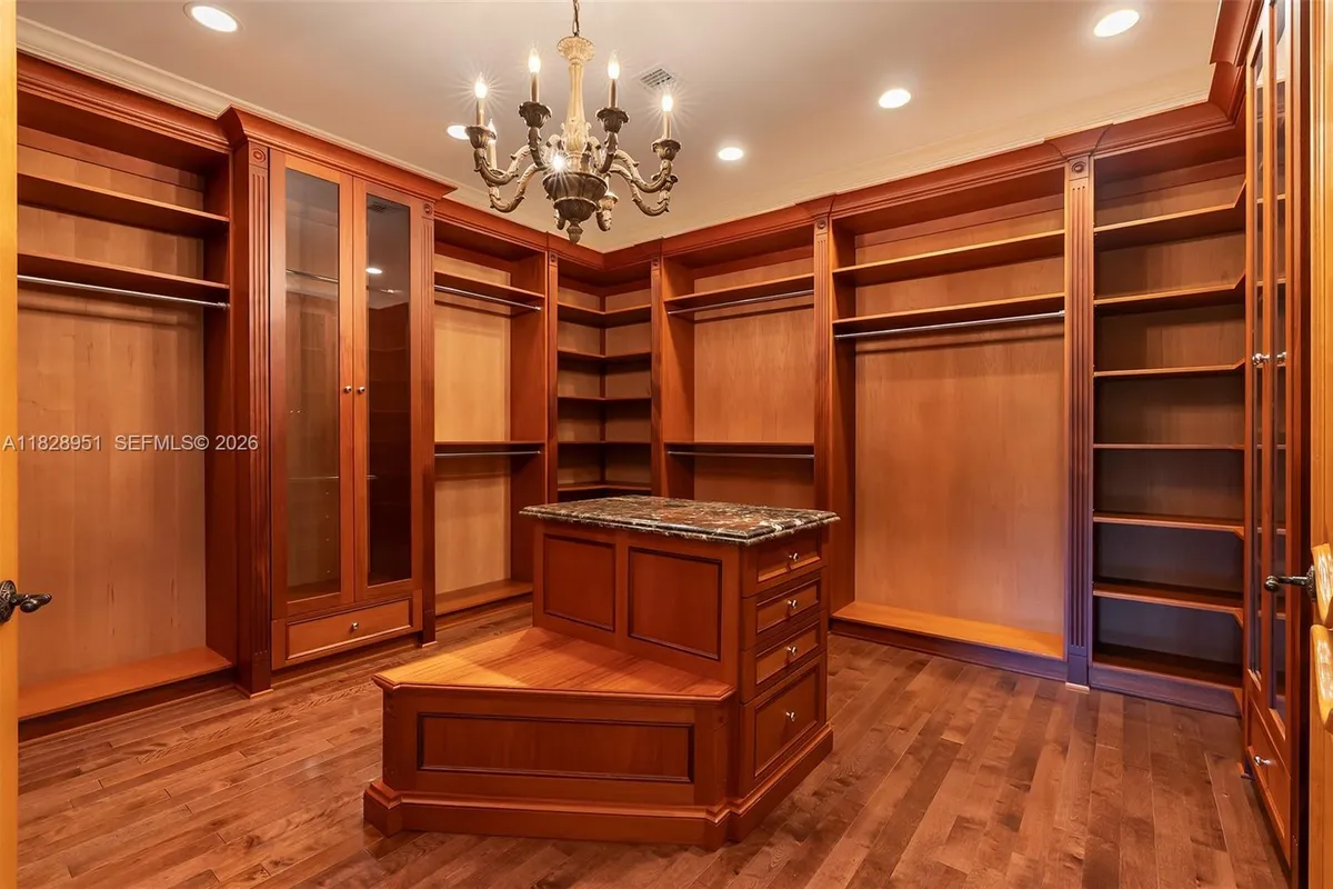 10851 SW 63rd Ave, Pinecrest FL 33156