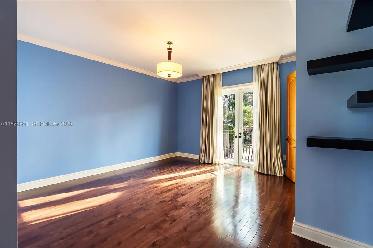 10851 SW 63rd Ave, Pinecrest FL 33156