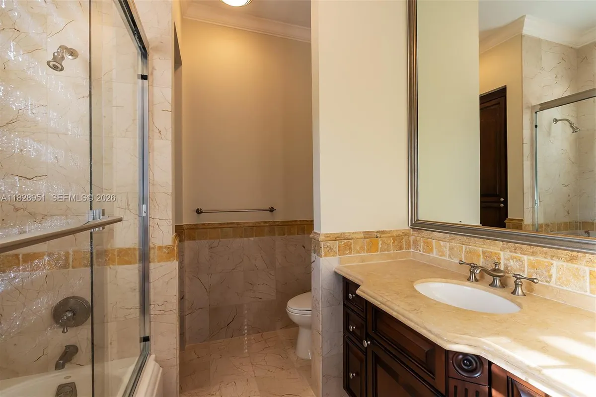 10851 SW 63rd Ave, Pinecrest FL 33156