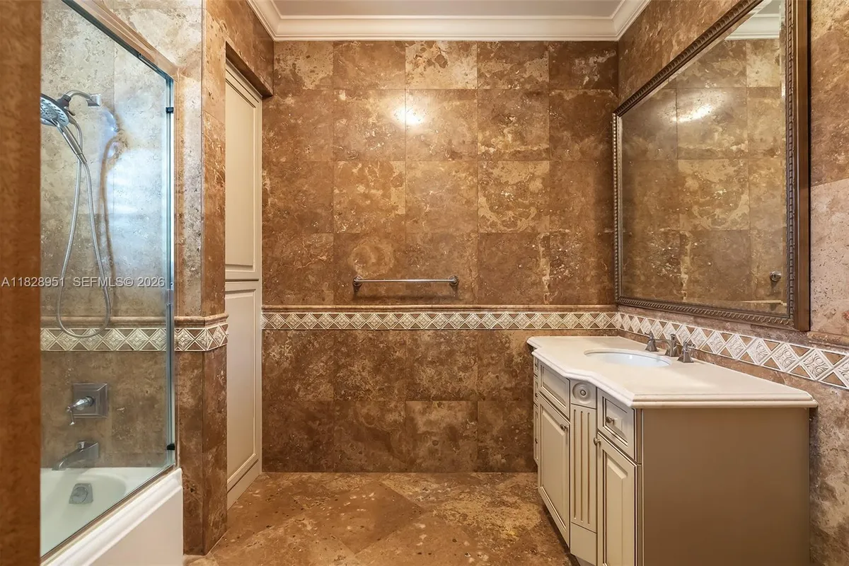 10851 SW 63rd Ave, Pinecrest FL 33156