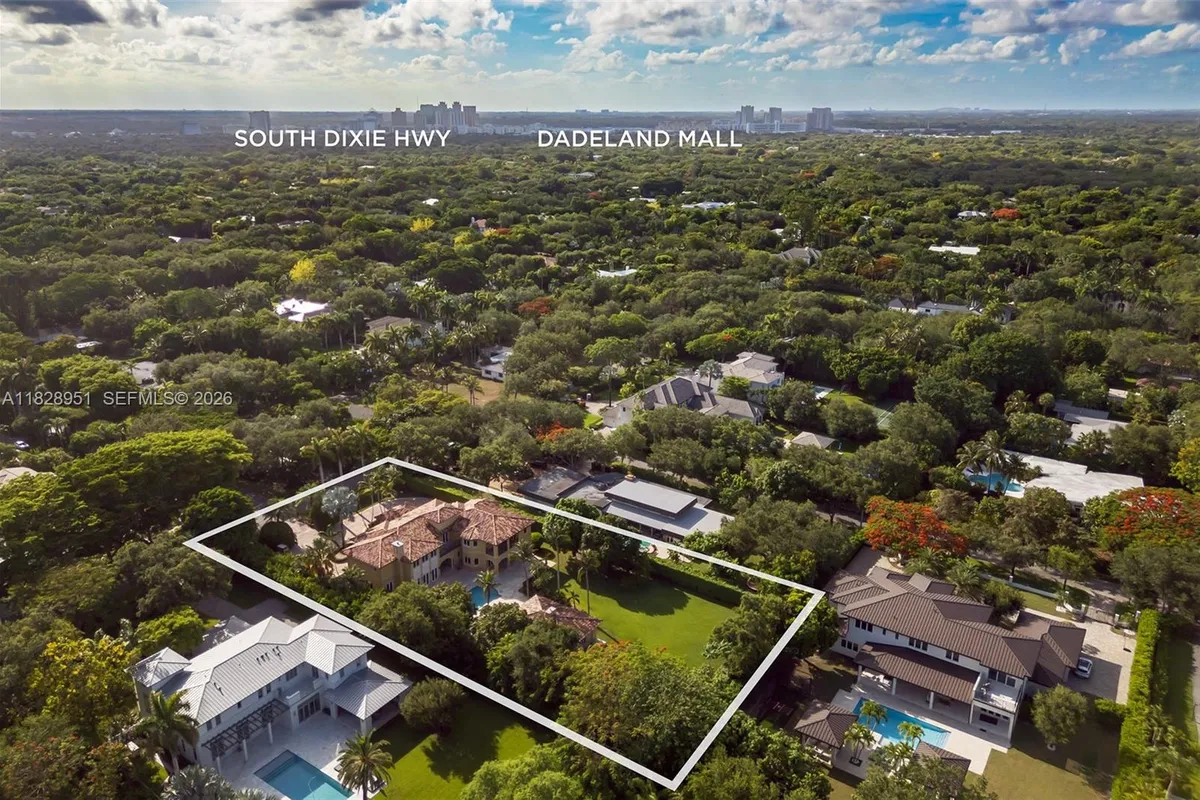 10851 SW 63rd Ave, Pinecrest FL 33156