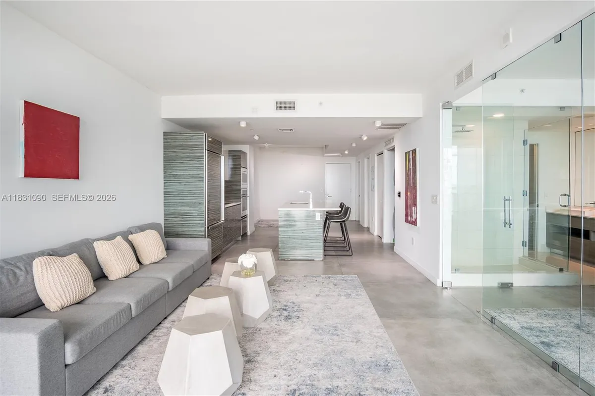 460 NE 28th St # 805, Miami FL 33137