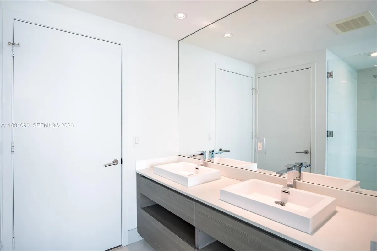 460 NE 28th St # 805, Miami FL 33137