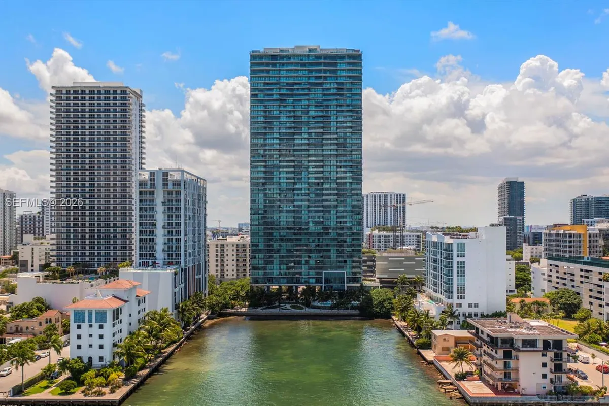 460 NE 28th St # 805, Miami FL 33137