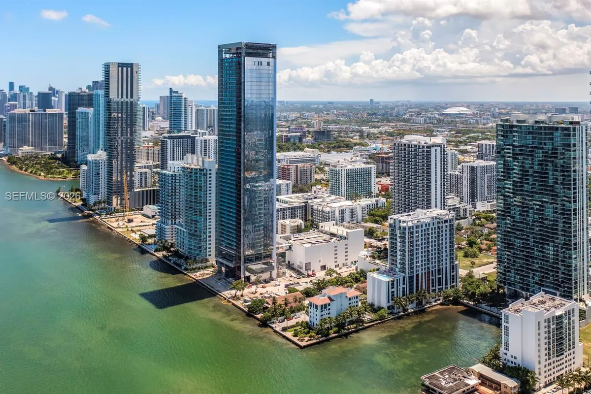 460 NE 28th St # 805, Miami FL 33137