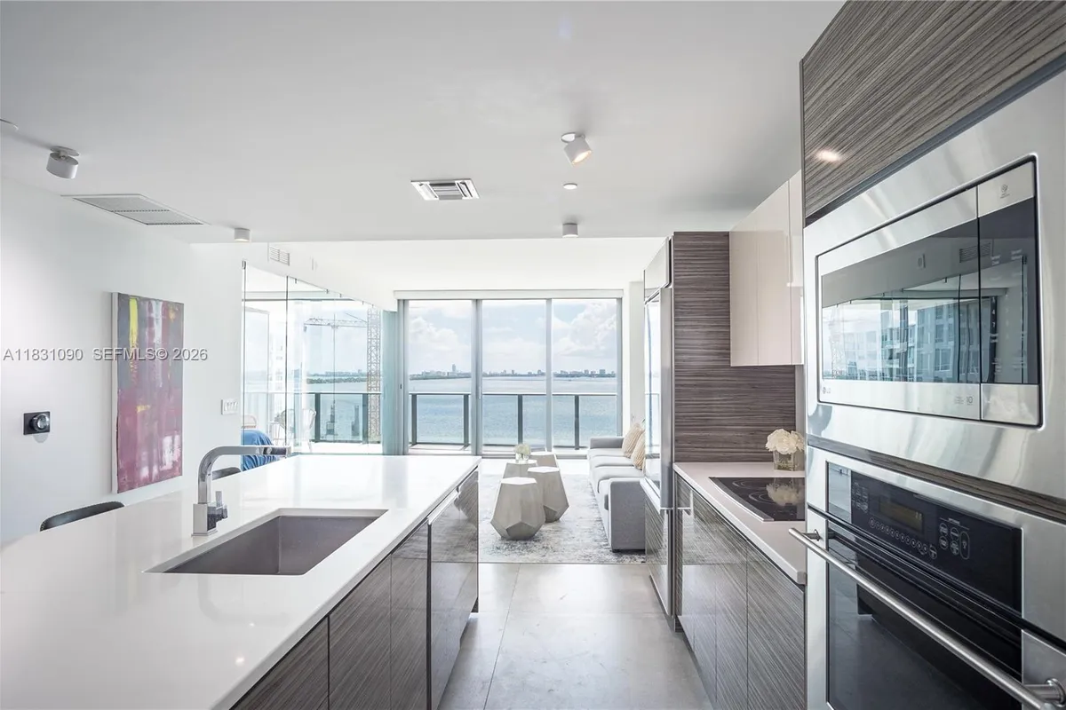 460 NE 28th St # 805, Miami FL 33137