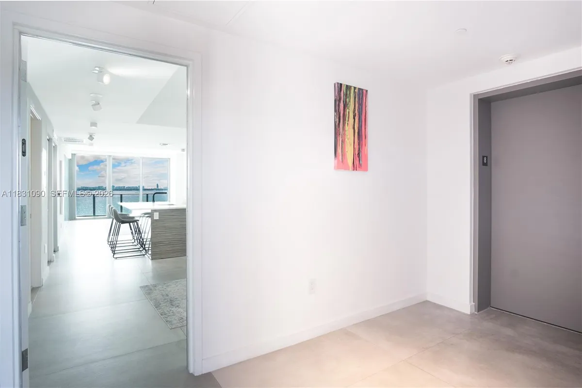 460 NE 28th St # 805, Miami FL 33137