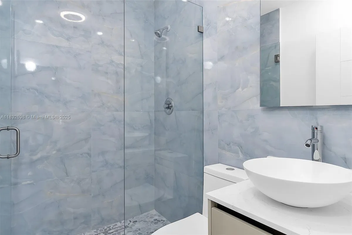 6540 SW 25th St, Miami FL 33155