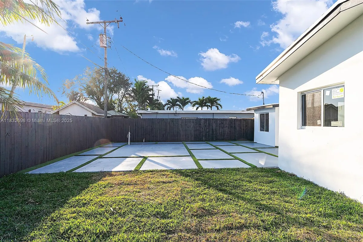 6540 SW 25th St, Miami FL 33155