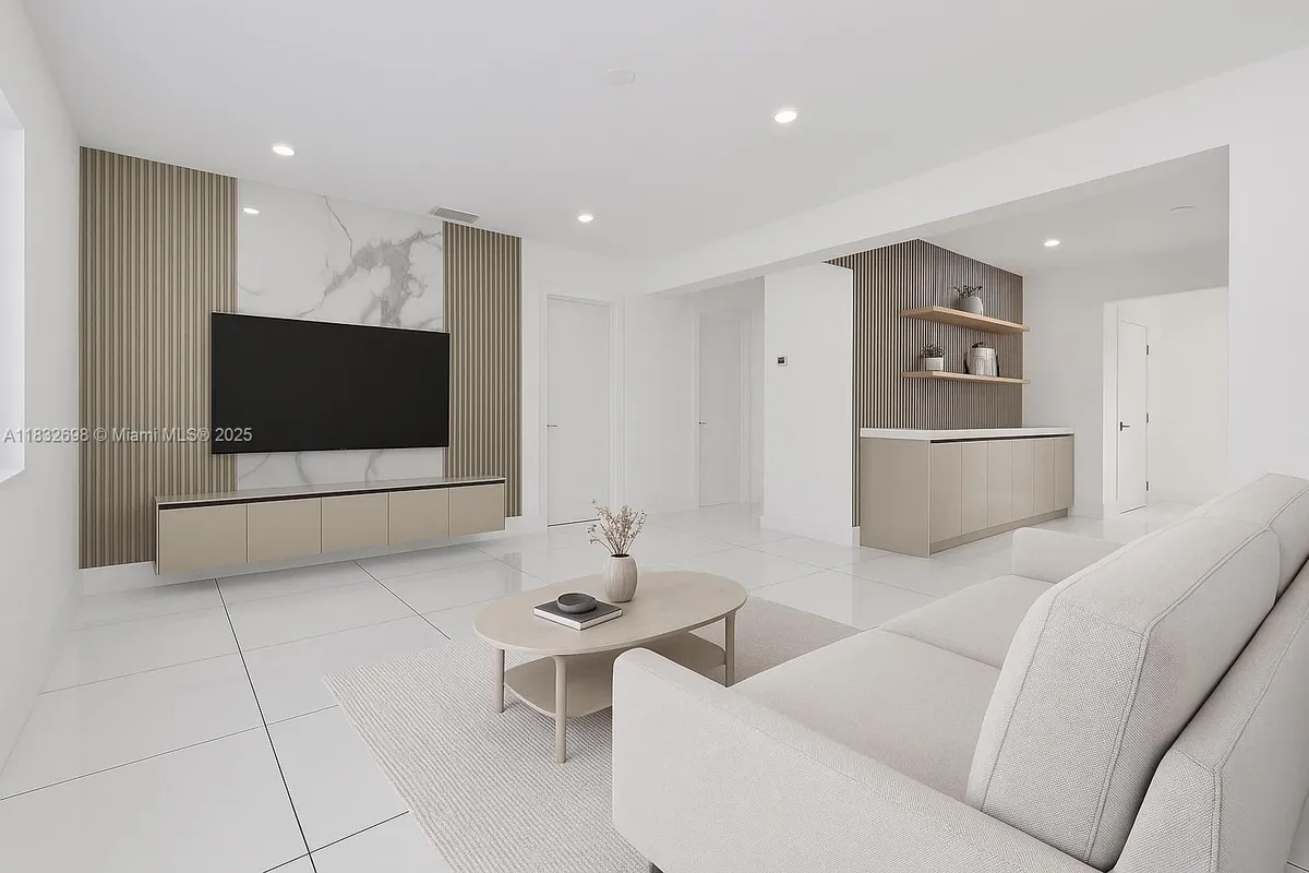 6540 SW 25th St, Miami FL 33155