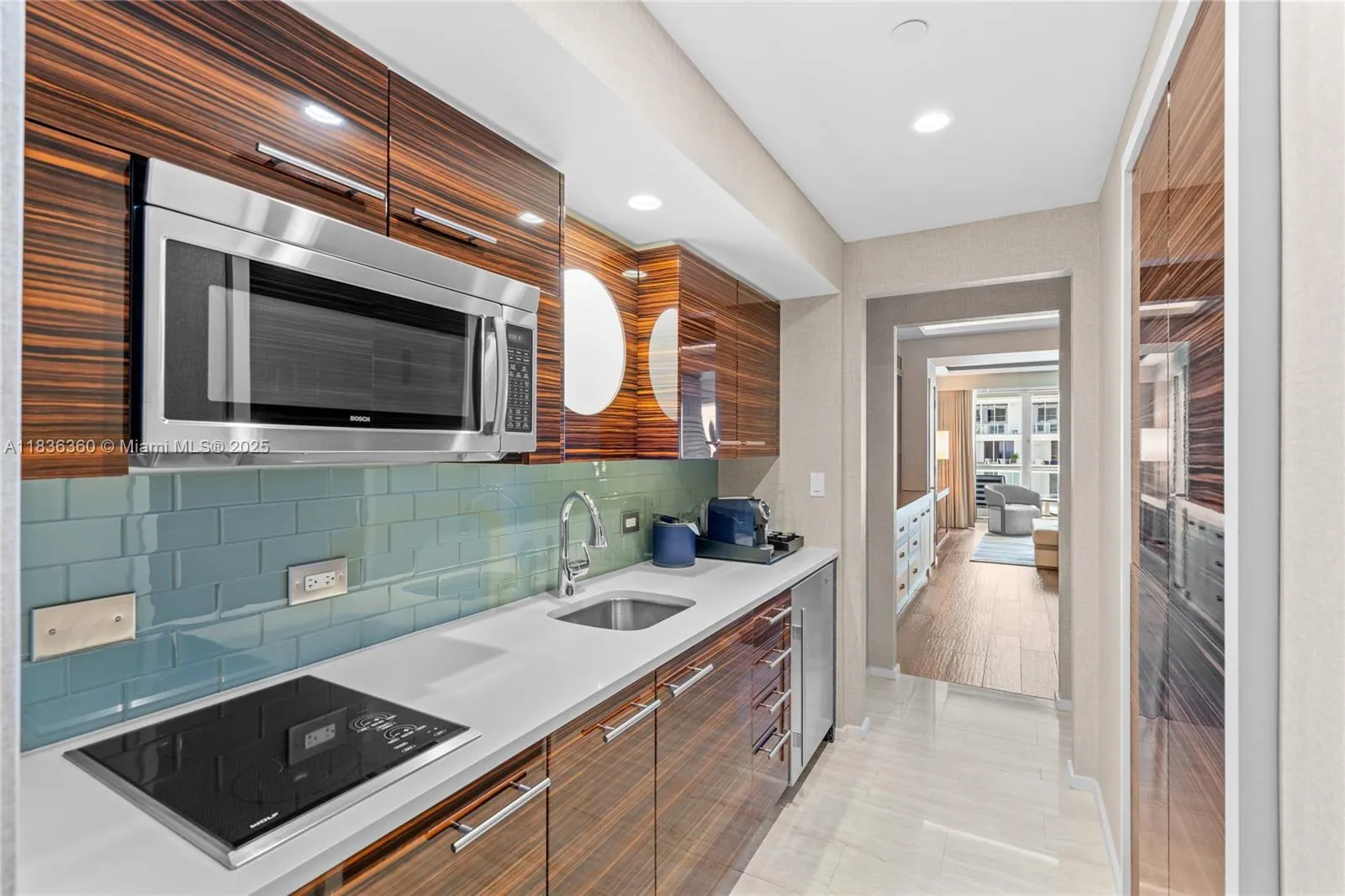 551 N Fort Lauderdale Beach Blvd # R1909, Fort Lauderdale FL 33304