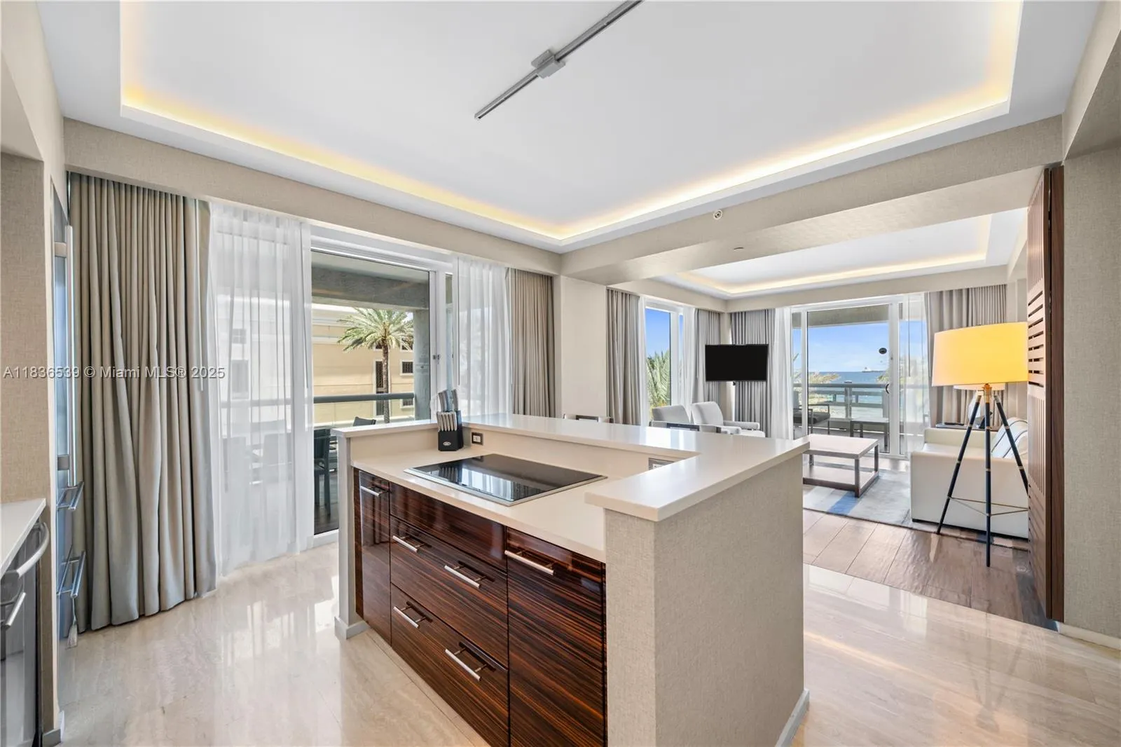 551 N Fort Lauderdale Beach Blvd # R201, Fort Lauderdale FL 33304