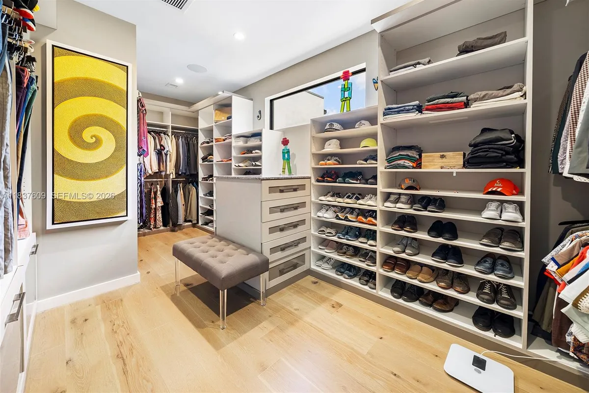 7621 SW 59th Ct, South Miami FL 33143