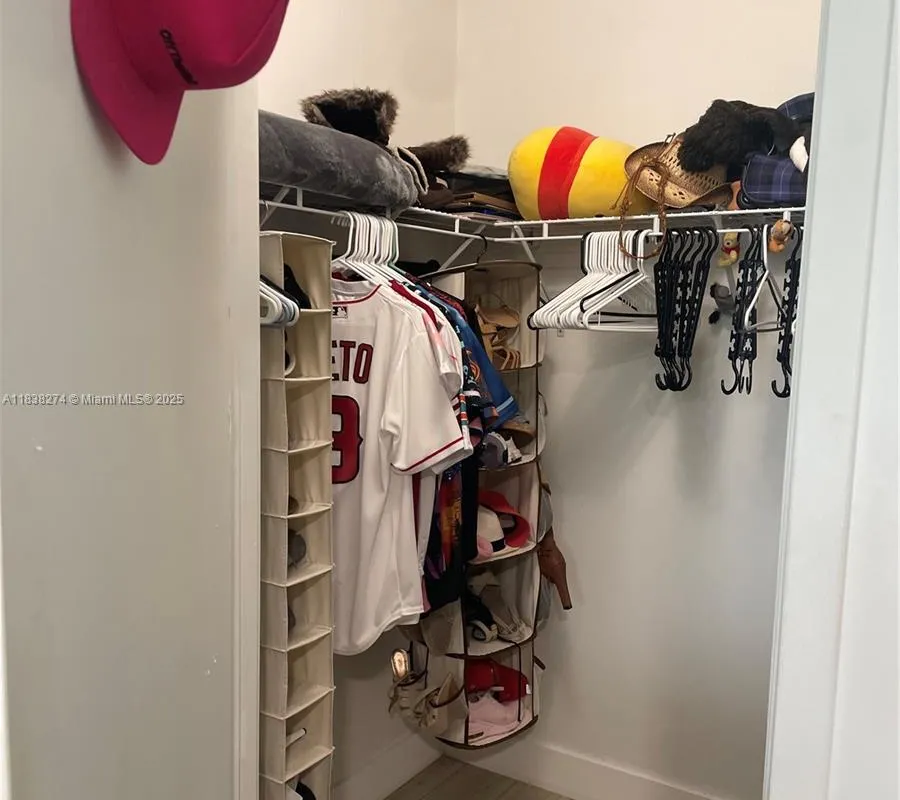 1111 SW 1st Ave, Miami FL 33130