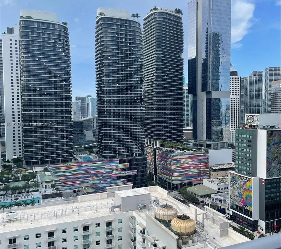 1111 SW 1st Ave, Miami FL 33130