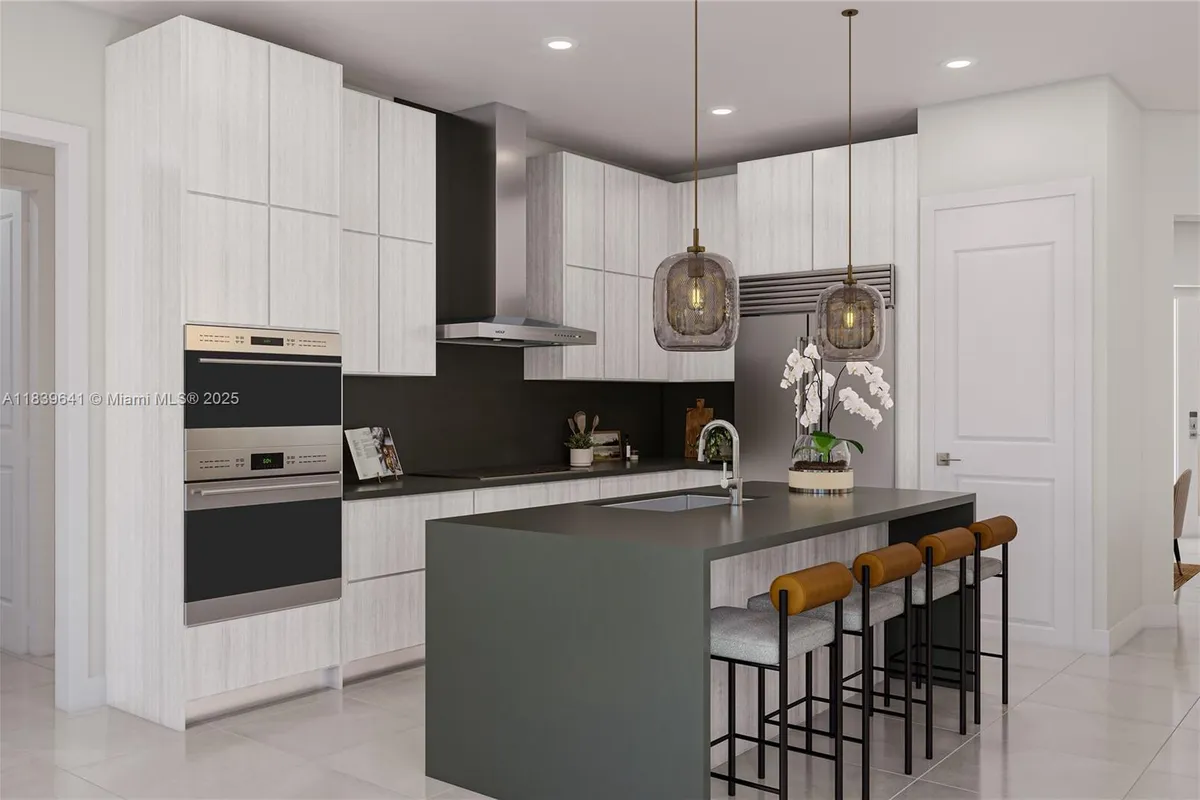 19642 NE 14 AVE, Miami FL 33179