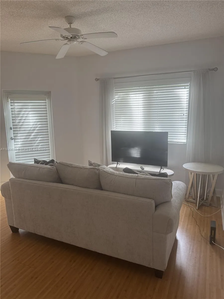 6001 SW 70th St # 304, South Miami FL 33143