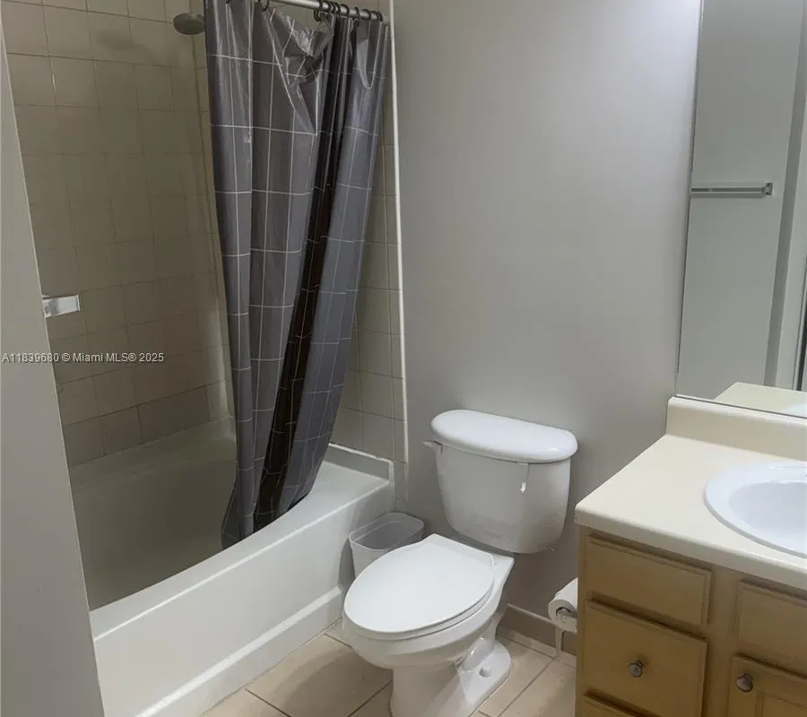 6001 SW 70th St # 304, South Miami FL 33143