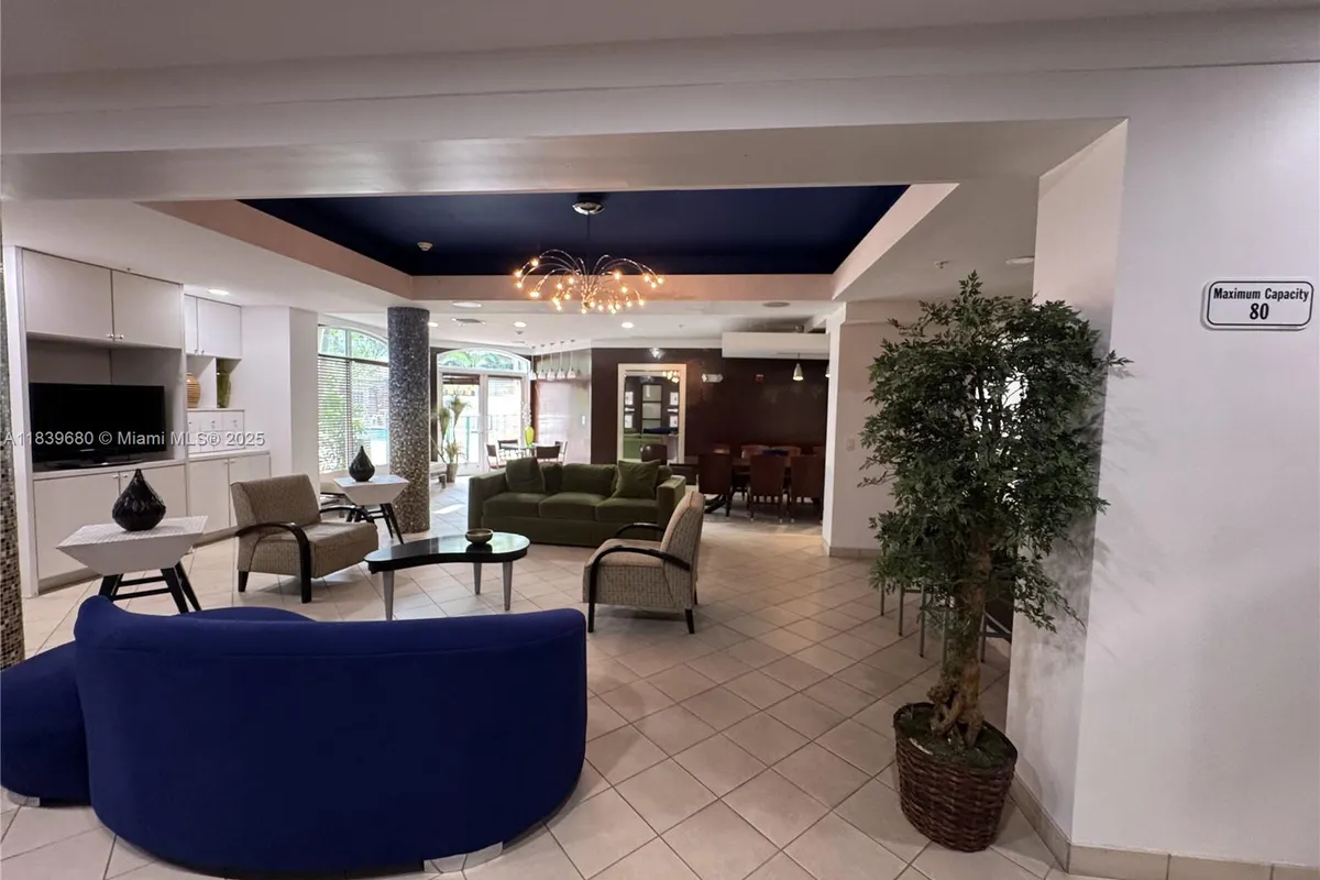 6001 SW 70th St # 304, South Miami FL 33143