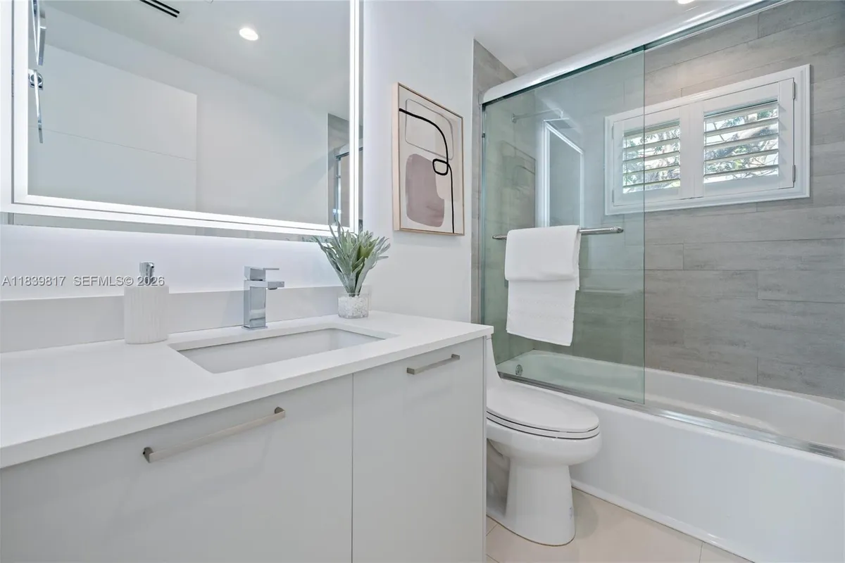 2511 Tequesta Ln, Coconut Grove FL 33133