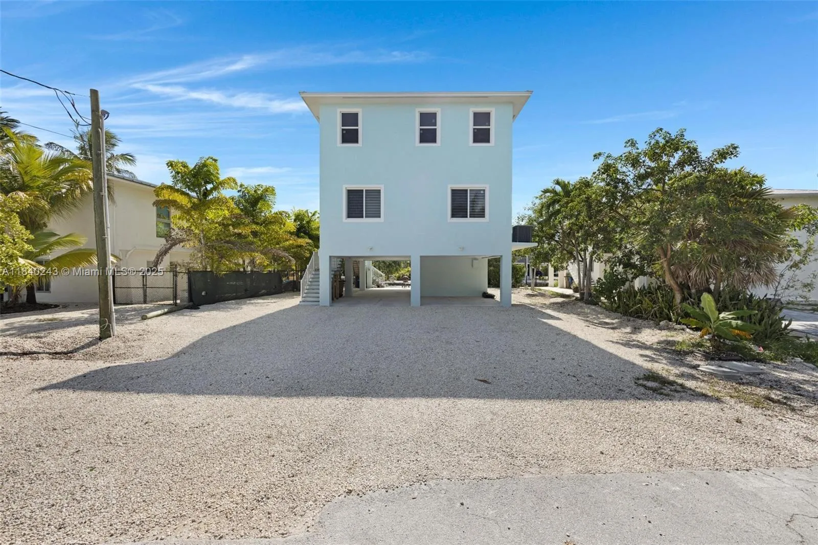 142 Peg Leg Ln, Lower Keys FL 33042