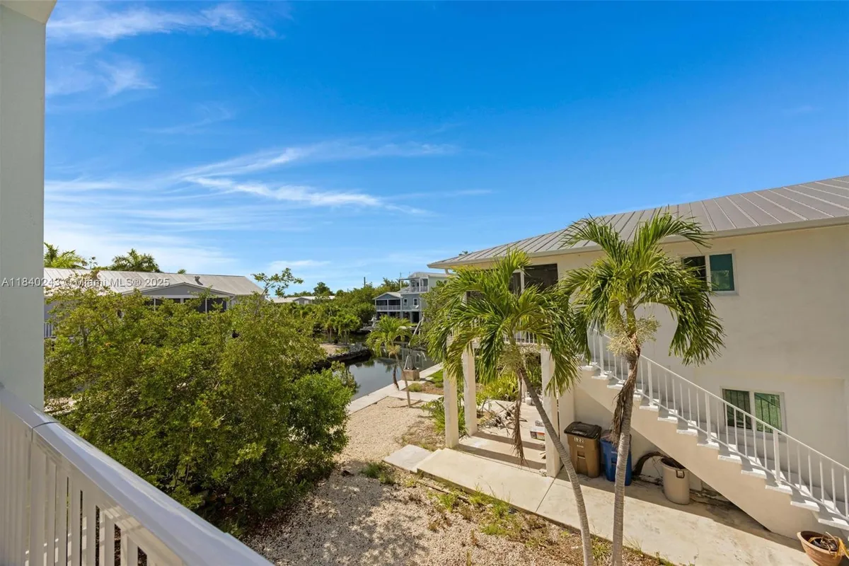 142 Peg Leg Ln, Lower Keys FL 33042