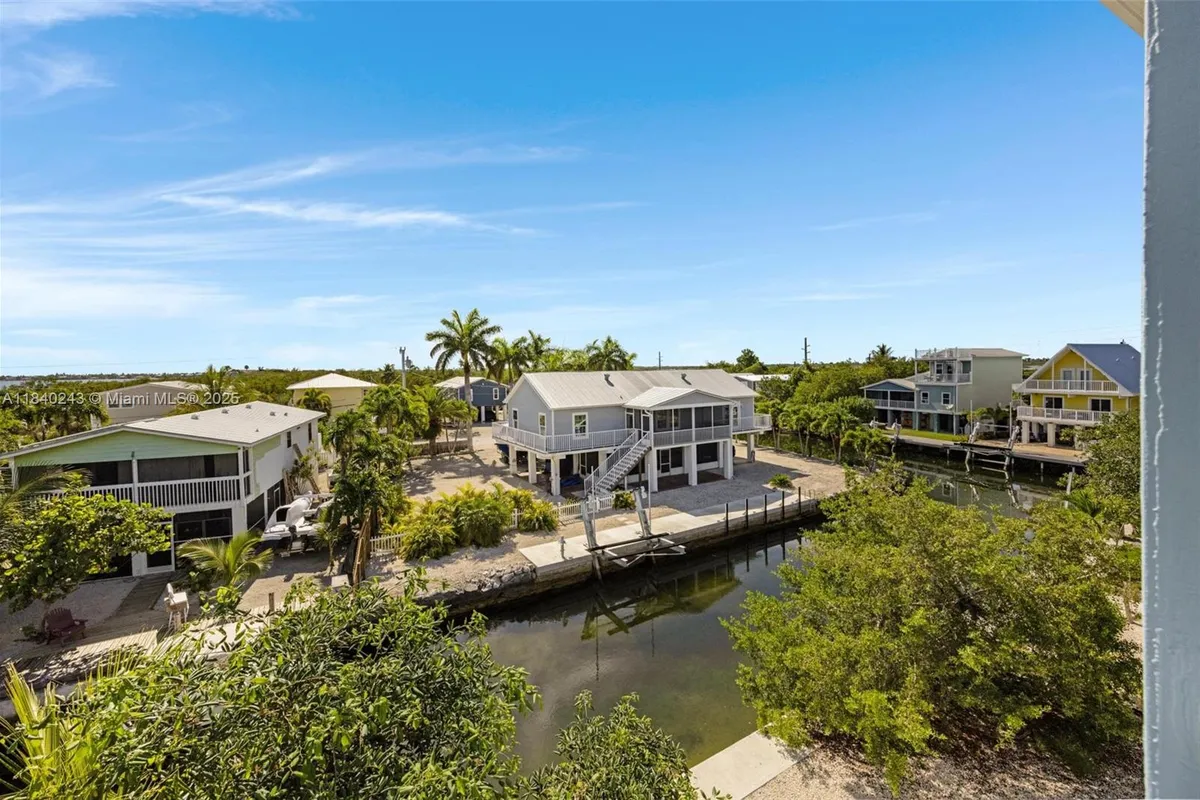 142 Peg Leg Ln, Lower Keys FL 33042