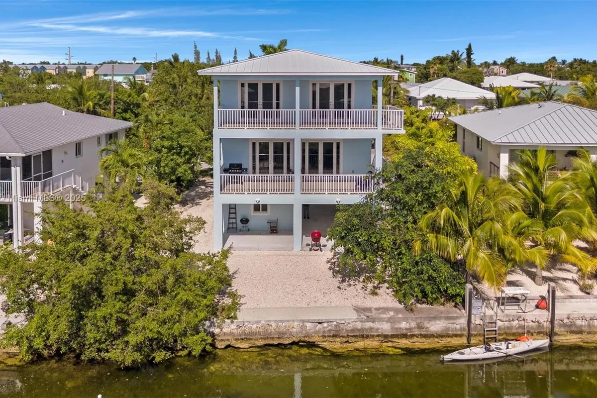142 Peg Leg Ln, Lower Keys FL 33042