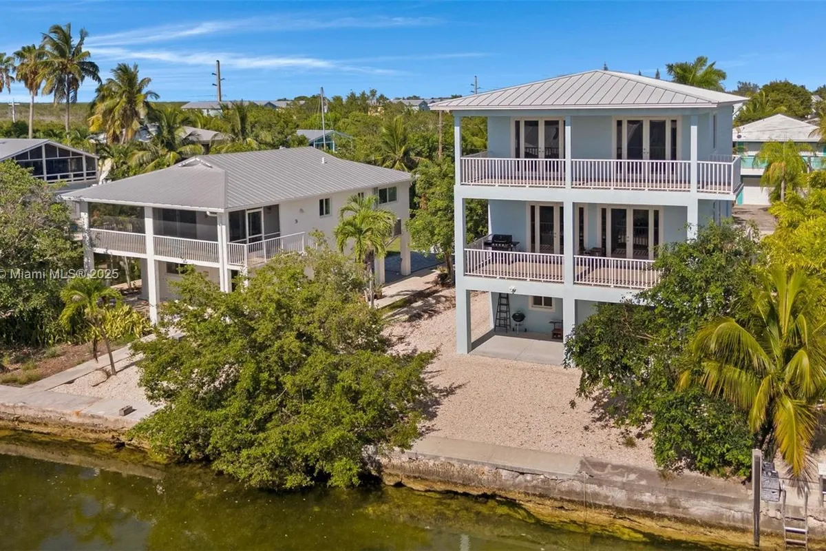 142 Peg Leg Ln, Lower Keys FL 33042