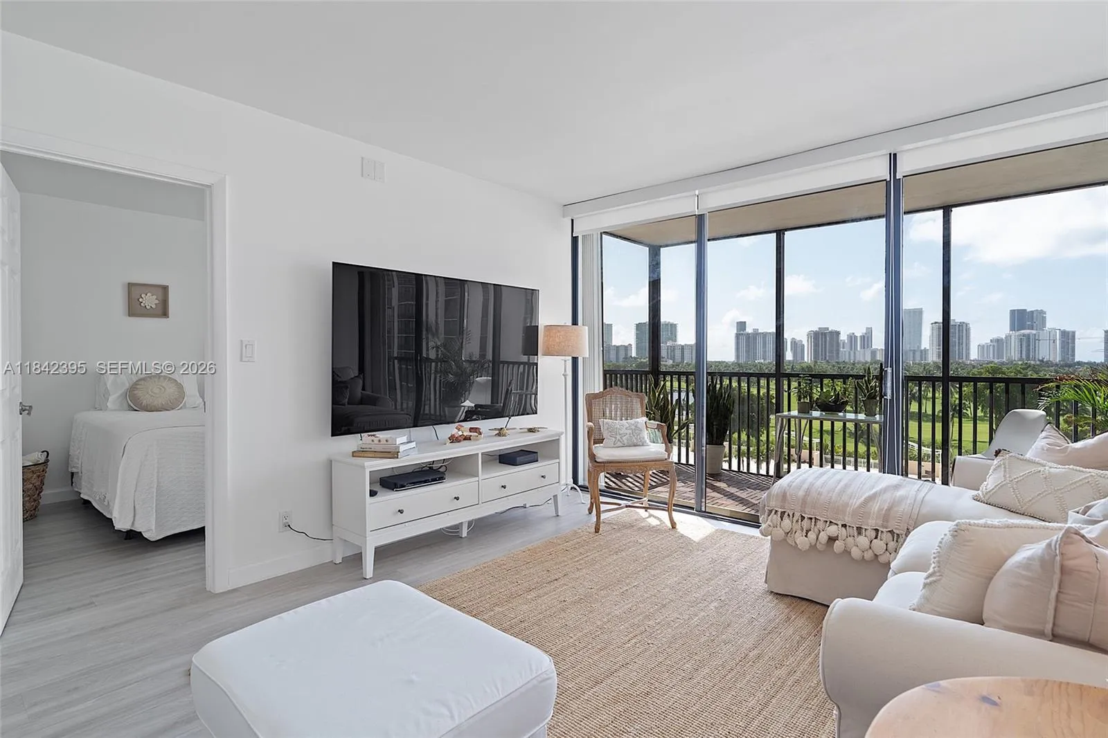 20301 W Country Club Dr # 728, Aventura FL 33180