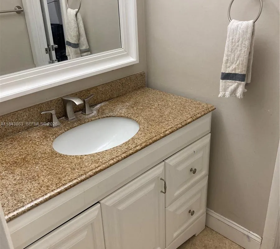 10801 SW 123rd St, Miami FL 33176