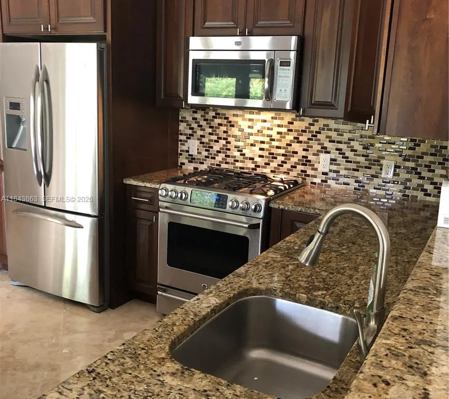 10801 SW 123rd St, Miami FL 33176