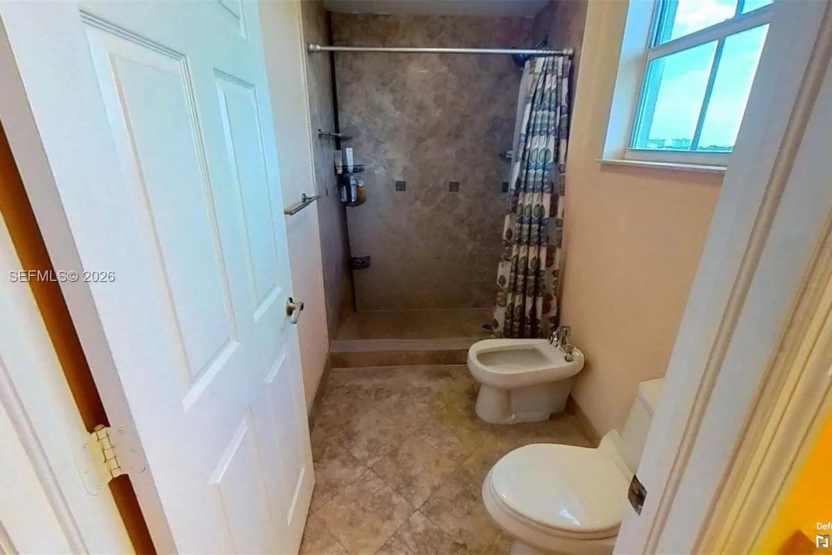 2425 SW 27th Ave # 701, Miami FL 33145