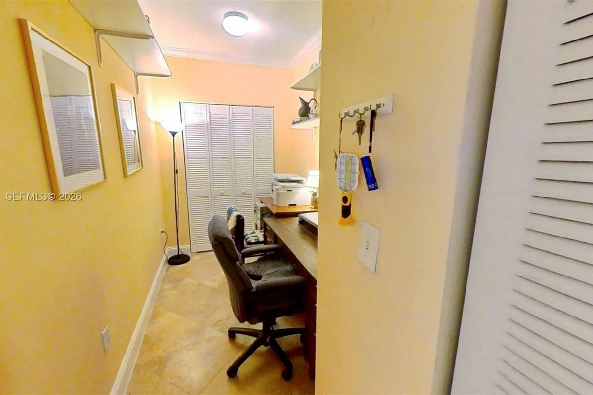 2425 SW 27th Ave # 701, Miami FL 33145