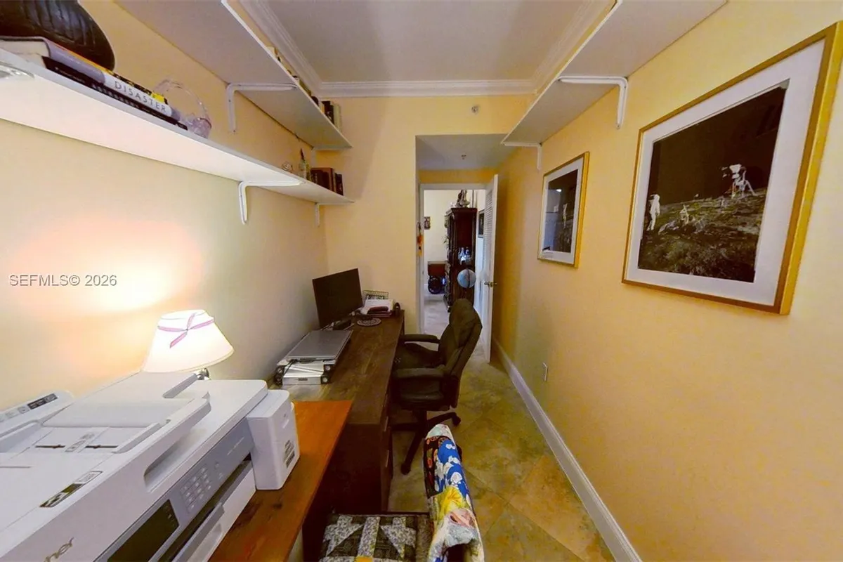 2425 SW 27th Ave # 701, Miami FL 33145