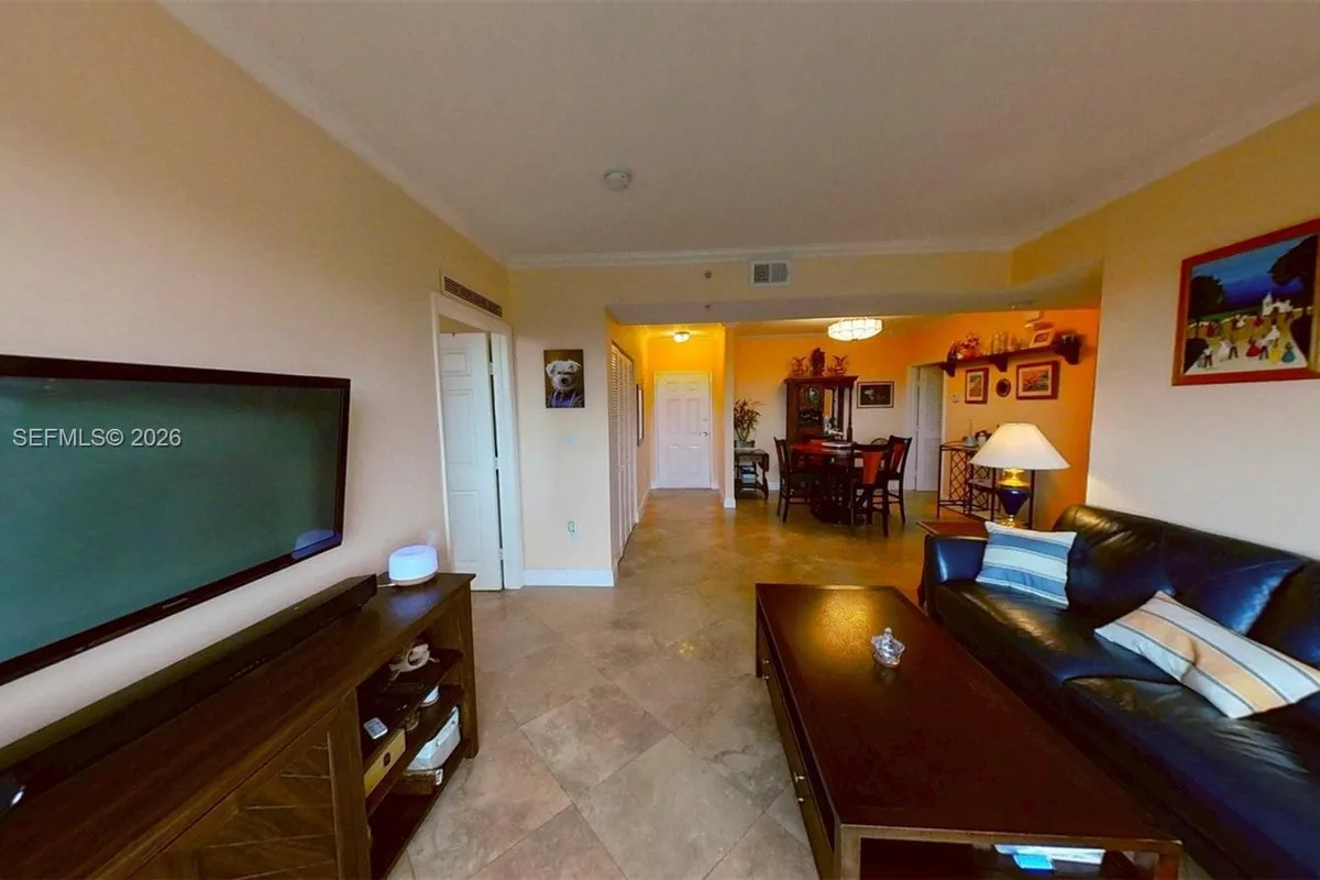 2425 SW 27th Ave # 701, Miami FL 33145