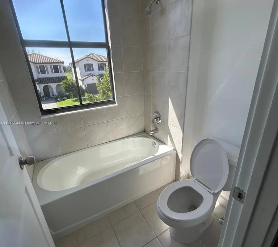 5525 AGOSTINO WAY, Ave Maria FL 34142