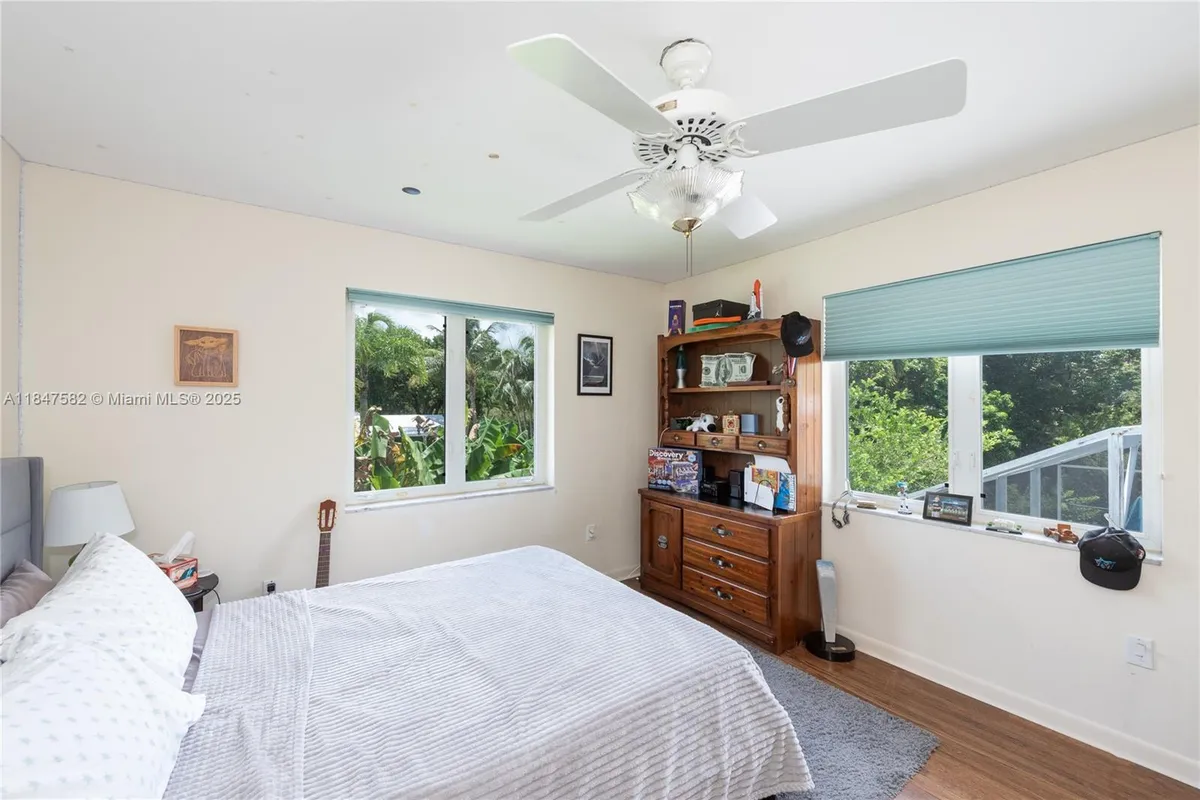 13020 SW 70th Ave, Pinecrest FL 33156