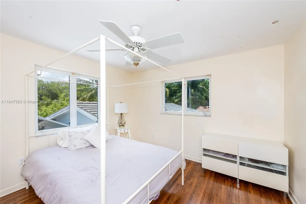 13020 SW 70th Ave, Pinecrest FL 33156