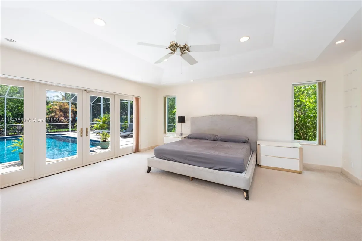 13020 SW 70th Ave, Pinecrest FL 33156