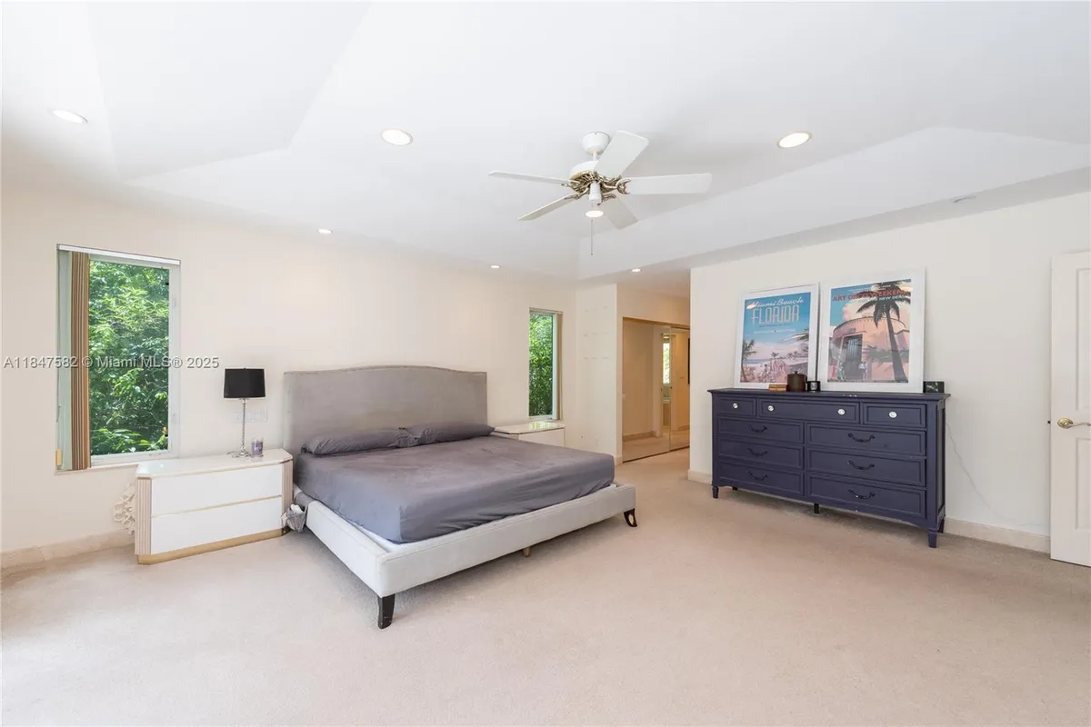 13020 SW 70th Ave, Pinecrest FL 33156