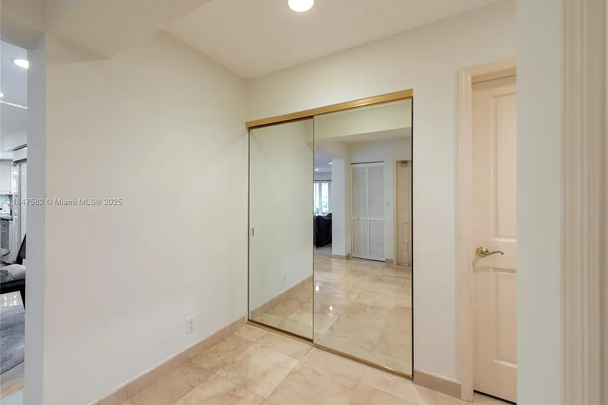 13020 SW 70th Ave, Pinecrest FL 33156