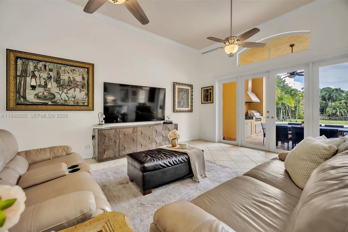 14211 Sunset Ln, Southwest Ranches FL 33330