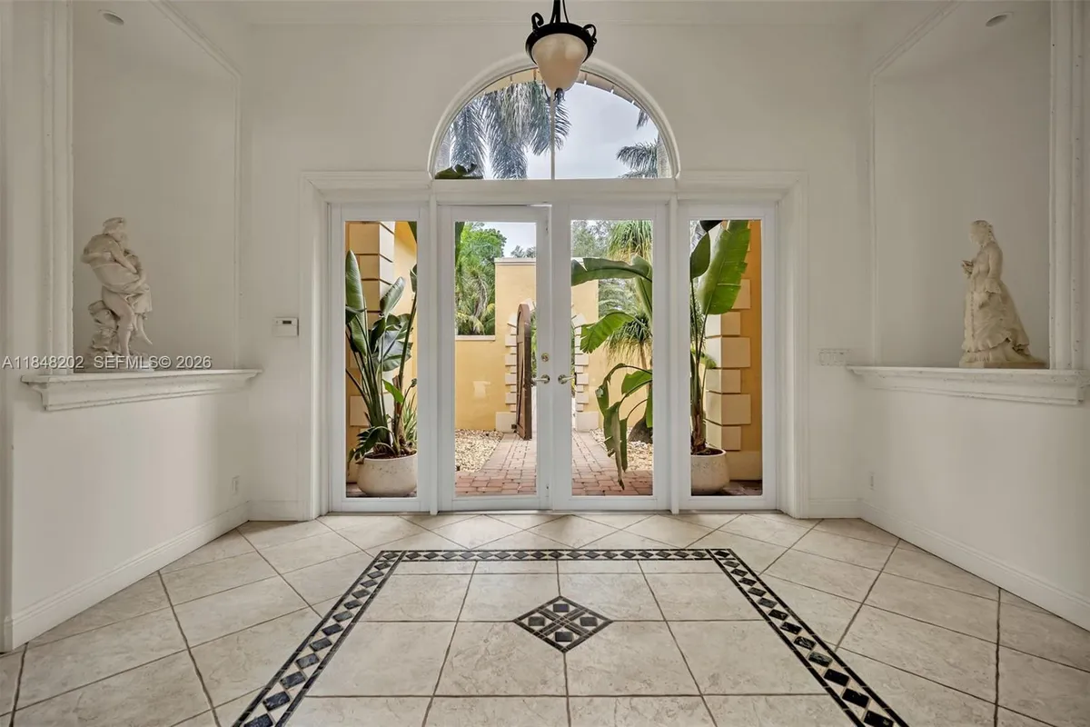 14211 Sunset Ln, Southwest Ranches FL 33330